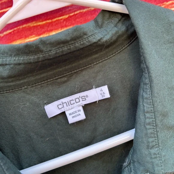 Chico's size 4/US 20 deep spruce green eyelet lace cotton cutout blouse - Picture 6 of 10